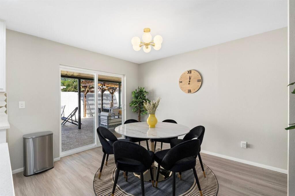 Cozy-Perfect Location-Private Pool-Heat Optional- Spring Training-Gcu Βίλα Φοίνιξ Εξωτερικό φωτογραφία